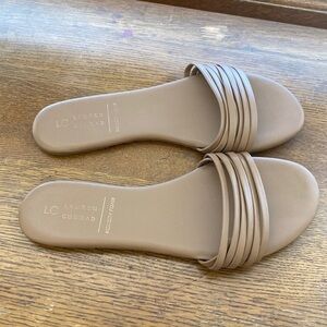 Lauren Conrad Memory Foam slip on sandals size 10